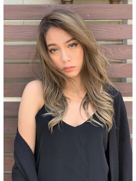 トルネード(TORNADO) ハニーベージュハイライトバレイヤージュ