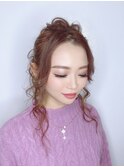 おくれ毛ありポニーテール