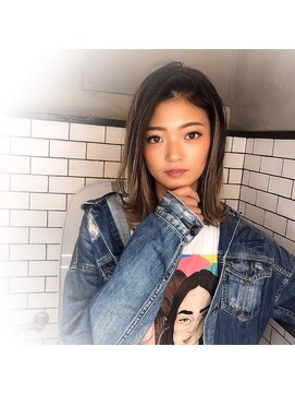 アポロ 横浜駅店(apollo) タイル