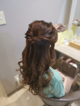 ヘアセットサロン ミント(Hair set salon MINT) ナチュラルハーフアップ