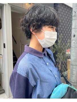 ポーズ(PAUSE) 大阪　梅田　ショートパーマ