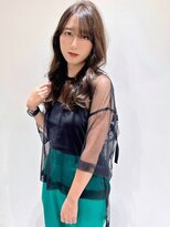 アマンドール(Aman D'or)&nbsp;レイヤースタイル×オリーブベージュ