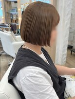 エレノア 渋谷公園通り店(Eleanor) 切りっぱなしベージュカラーボブ