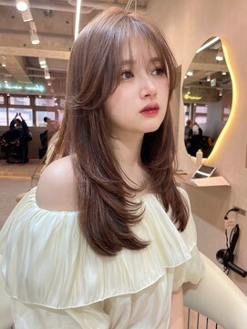 グロー 大宮(GLROW) ミルクティーベージュ　顔まわりカット　レイヤー　韓国ヘア