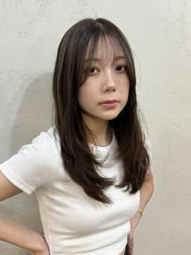 ファルベ(Farbe) ホワイトグレージュ/ミニウルフ/デジタルパーマチェリーブラウン