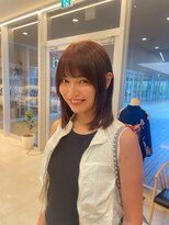 エクリジユウガオカ(equri Jiyugaoka) 【自由が丘】ミディアムレイヤー×ピンクベージュ
