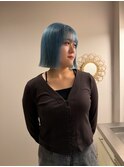 ケアブリーチホワイトブルー水色切りっぱなし外はねボブ韓国ヘア
