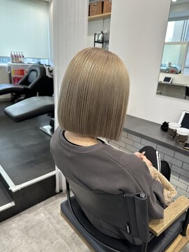 カラ ヘアーサロン(Kala Hair Salon) ハイライトバレイヤージュダブルカラーケアブリーチ20代30代
