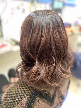 アクアリッシュ ヘアー(Aqualish Hair)の写真/パーマがかかりにくい…そんな方にもおススメ！髪質を見極め、あなたにピッタリのパーマスタイルをご提案♪