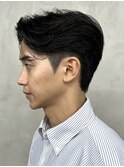 刈り上げセンターパートテーパーフェードカットニュアンスパーマ