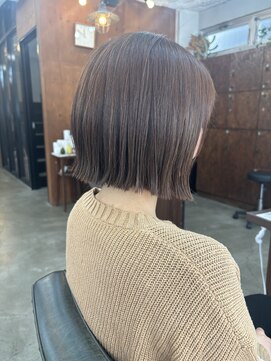 ヘアメイク デザート(HAIR MAKE DESART) 木村法子【栗色×前下がり切りっぱなし外ハネボブ】