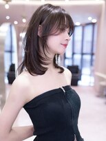 ハバナ 新宿(HAVANA)&nbsp;ミディアムレイヤーカット×ダークアッシュ/顔周り/髪質改善