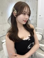 アリュウル 表参道 青山(Allure) 柔らかベージュ*レイヤーカット/くびれヘア/顔周りカット