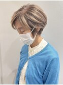 似合わせショートボブ/フェザーショート/細めハイライト