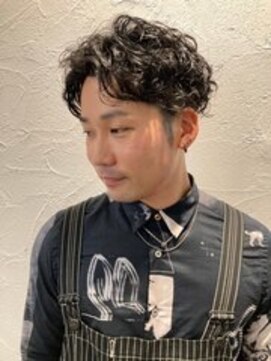 ソレイユ シンサカエ(SOLEIL SHINSAKAE) 定番かっこいい♪ツーブロック×スパイラルパーマ☆