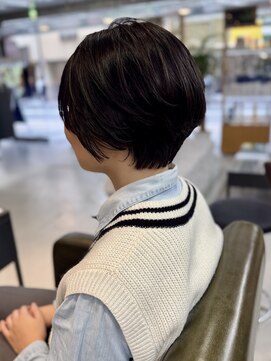 ペルソナ(PERSONA) ショートボブ