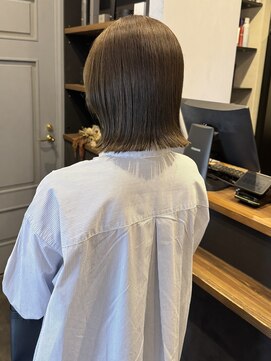 ニュートライズ(NEUTRIZE) 外ハネボブ ボブ ミントベージュ オッジィオット 水素カラー