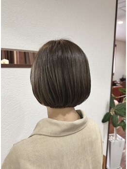 トッティ(Totti)の写真/トレンドのショートヘアも骨格に合わせて似合わせ！あなた史上最小の小顔を叶えます。