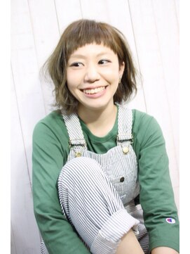 ディー(dee) dee ブルージュ×ボブ×ショートバング