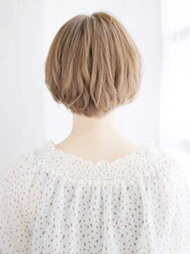 ヘアメイク ナル(hair make nalu) ゆるふわニュアンスカールのボブスタイル