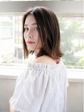 ルティア(Lutia) センターパートミディ★★