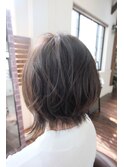 大人オリーブカラー