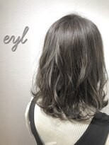 エイル 西梅田(eyl)&nbsp;外はねミディ×くすみアッシュ