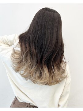 アライブ キチジョウジ(ALIVE Kichijoji) 【ALIVE吉祥寺】ホワイトブロンドグラデーションカラー