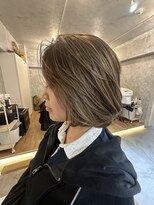 サーディースリーエーカーズヘアスタジオ(33Acers Hair Studio)&nbsp;『ブリーチ辞めたいかも』のハイライトデザイン