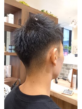 ヴィサージュ ユニール(VISAGE unir) 【佐々木美香】スポーティーベリーショート