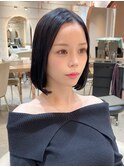 ■黒髪カタログボブルフネビージュ小顔に見せるヘアワンレン