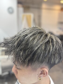 バーチュ 堺上野芝店(VIRTUE) メッシュ カット