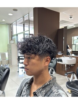 バーバーショップグランツ(Bar ber Shop GRAnt'z) 波巻きパーマ