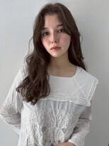 ヴェイン 渋谷(vain)&nbsp;顔周りカット レイヤーカット 艶髪 グレージュカラー 透明感