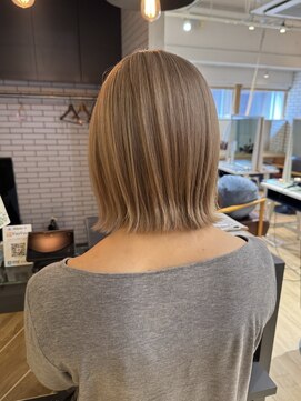 グロウ 渋谷西口(grow) ホワイトミルクティーカラー/ベージュカラー/ケアブリーチ