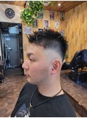 スキンフェード　バーバースタイル　メンズスタイル