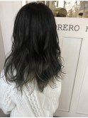 カーキグレージュ ×グラデーション
