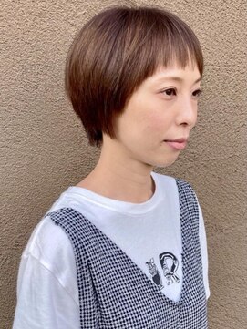 トップヘアー アヴェニュー 刈谷(TOPHAIR Avenue) 透明感あるベージュカラーなマッシュショート/ぱっつん前髪