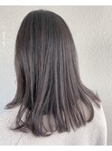グレージュ ヘアカラー 毛先 自然な 内巻き ボブ ヘアスタイル