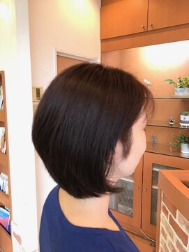 ヘアメイク エアー(hair make AIR) ミディアムスタイル。