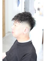 ミリ(milli)&nbsp;ツイストパーマ×スキンフェード