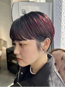 エマ(emma) <耳かけショート×アンブレラカラー×レッド>