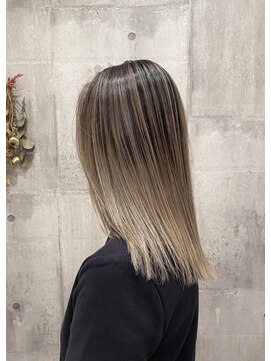 ビスポーク(BESPOKE) ハイライトバレイヤージュ