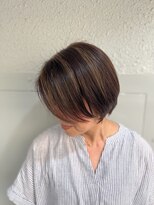 アイズ 本厚木(AIZU)&nbsp;白髪ぼかしハイライト＋ショート