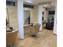 サロン ドゥ ファシル(salon de Facile)の雰囲気（ゆったり寛げる居心地いい空間です。）