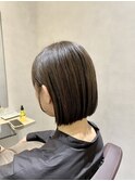 オリーブグレージュ×タッセルボブ