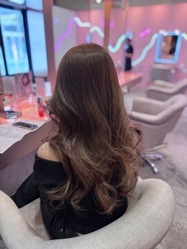 ウィクシーミミ 栄矢場町店(wixy mimi) ベージュカラー