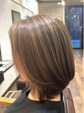 ヘアー グリーン(hair green) 50代髪型ショート/ミディアムショート/レイヤーミディアム