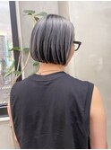 シルバーカラーダブルカラーブリーチボブミニボブ