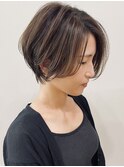 「丸み小顔ショートボブ×ミルクティーカラー」